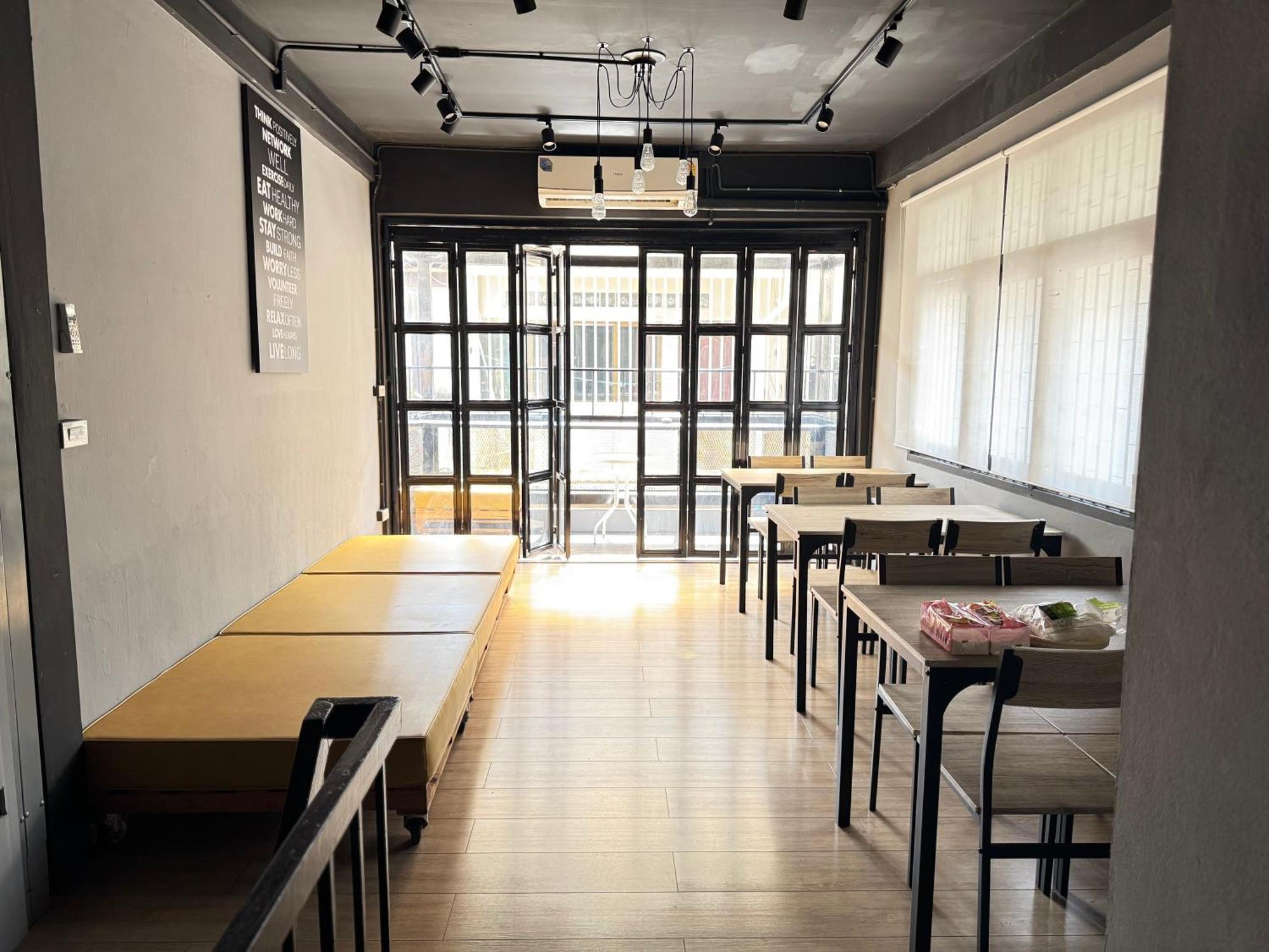Stay At Pan Hostel バンコク都 エクステリア 写真