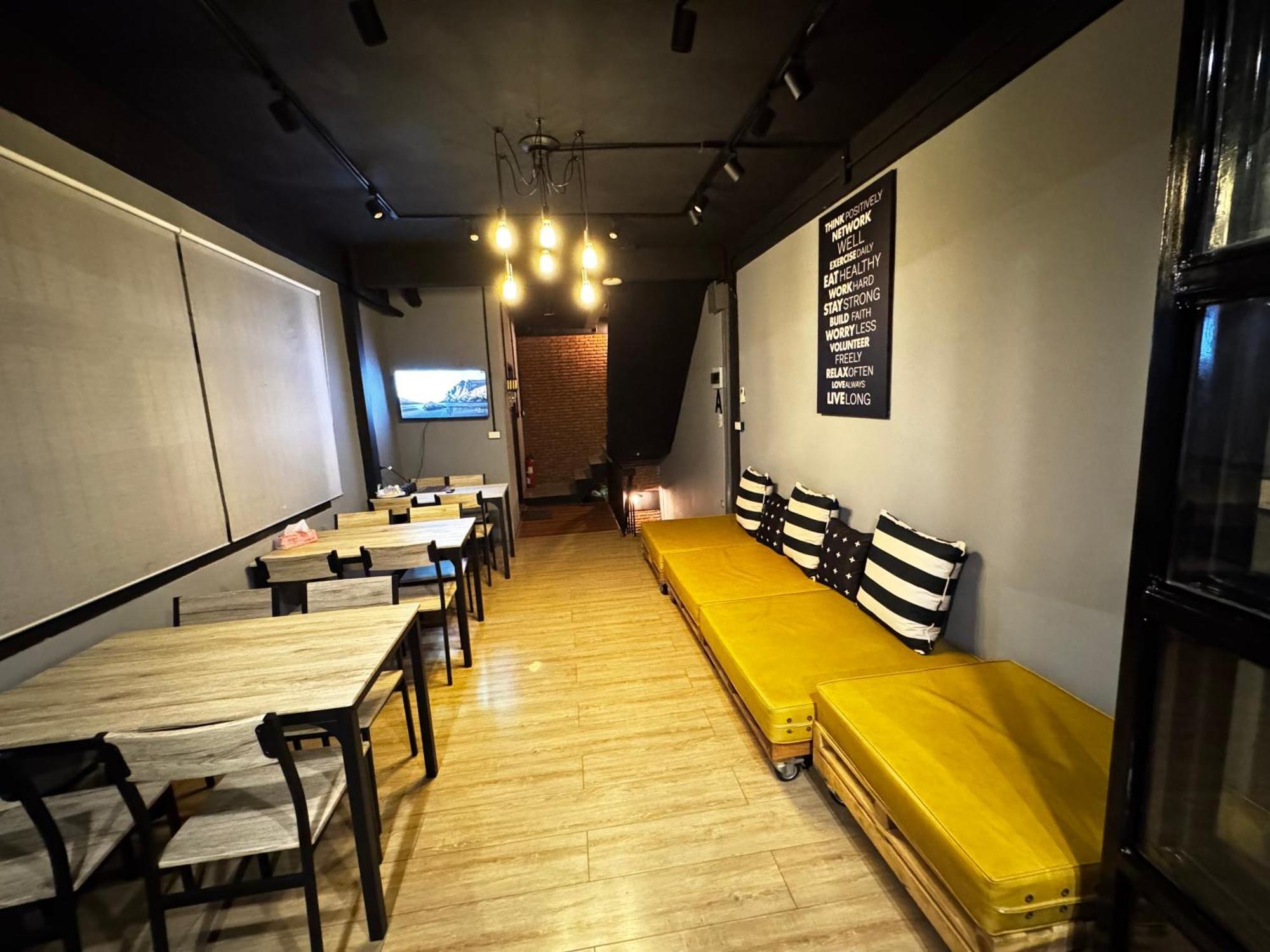 Stay At Pan Hostel バンコク都 エクステリア 写真